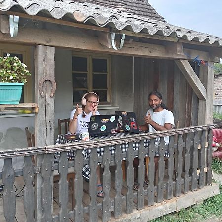 "Poetsko Cose" Nikole Tesle 86 Guest House Morovic Exterior photo